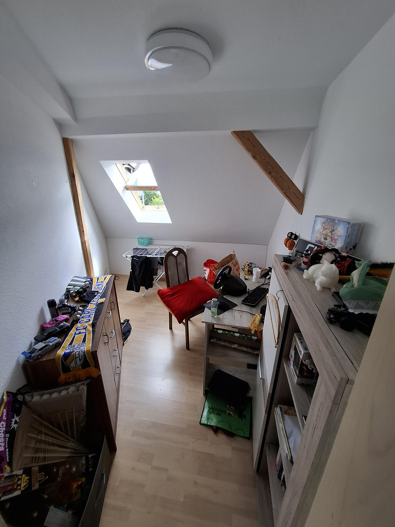 Lichtdurchflutete Dachgeschoss Wohnung | 2 Zimmer, Küche, Hochbett & Badewanne | Haustiere "Ja" – Prüssingstraße 17, 7745 Jena – Vorschaubild 5