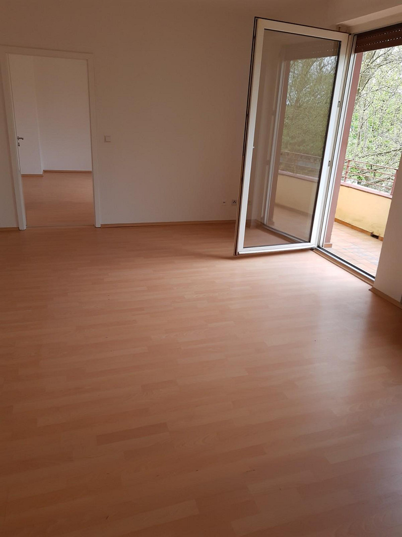 Schöne 2-Zimmerwohnung mit Balkon,Dusche,Stellplatz, neu zu vermieten – 66482 Zweibrücken – Vorschaubild 5