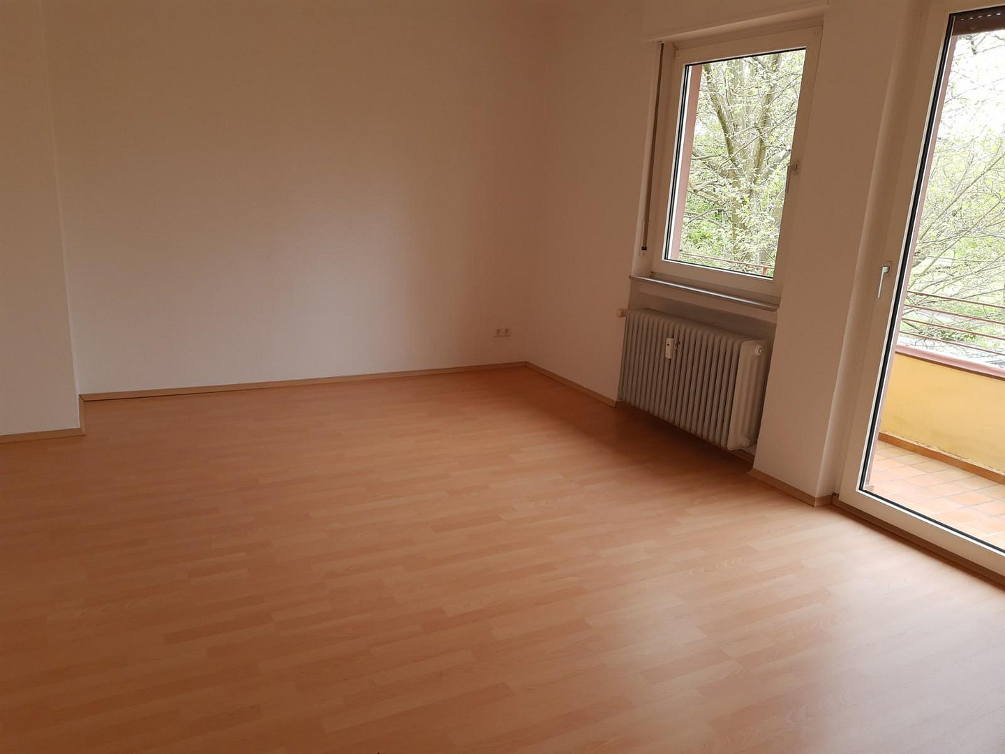Schöne 2-Zimmerwohnung mit Balkon,Dusche,Stellplatz, neu zu vermieten – 66482 Zweibrücken – Vorschaubild 12