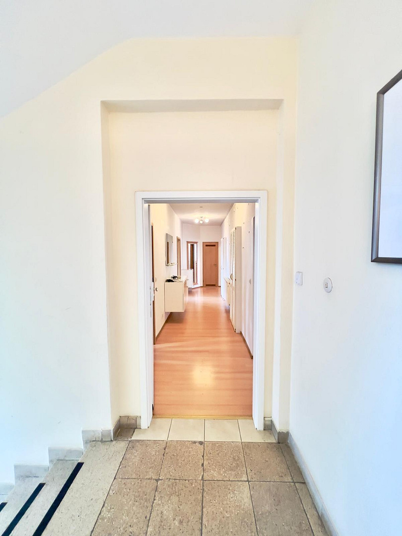 Moderne 4-Zimmer-Wohnung im Herzen von Kassel mit Westbalkon – Thomeéstraße 3, 34117 Kassel – Vorschaubild 6