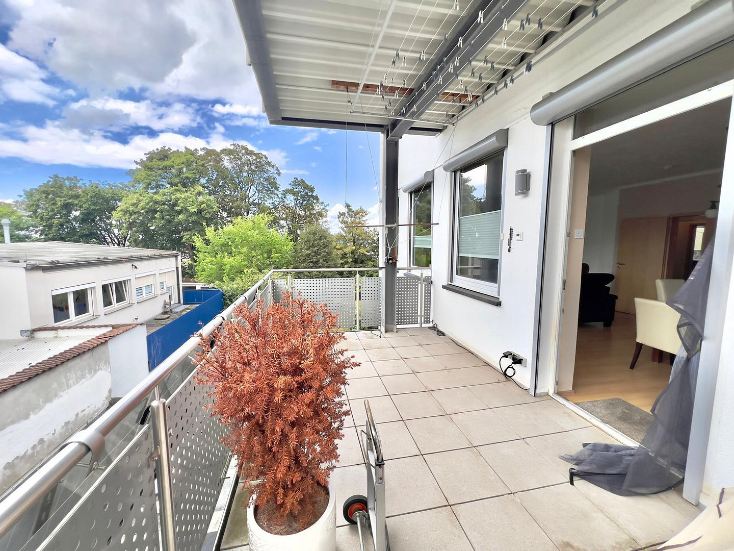 Moderne 4-Zimmer-Wohnung im Herzen von Kassel mit Westbalkon