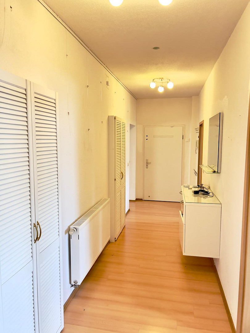 Moderne 4-Zimmer-Wohnung im Herzen von Kassel mit Westbalkon – Thomeéstraße 3, 34117 Kassel – Vorschaubild 2