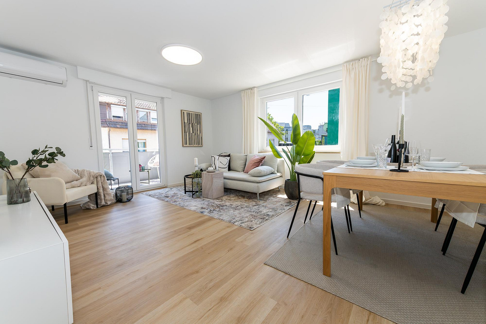 Erstbezug - Helle 3-Zimmer Wohnung im Herzen Heilbronns - Provisionsfrei! – Rosenbergstraße 38, 74072 Heilbronn – Vorschaubild 2