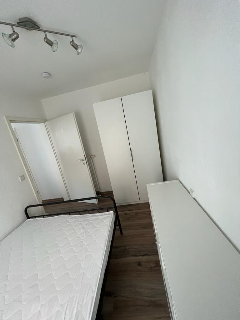2 - Zimmerwohnung Vollmöbliert und in Stadtnähe – Danziger Straße 4b, 91052 Erlangen – Vorschaubild 8