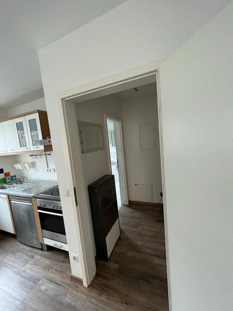 2 - Zimmerwohnung Vollmöbliert und in Stadtnähe – Danziger Straße 4b, 91052 Erlangen – Vorschaubild 5
