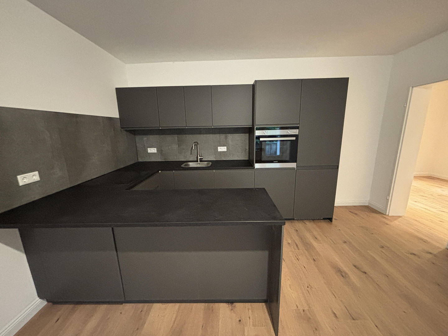 Moderne 3-Zimmer ETW, Erstbezug nach Sanierung, inkl. TG-Stellplatz, ohne Courtage – Hermann-Balk-Straße 113, 22147 Hamburg(Rahlstedt) – Vorschaubild 3