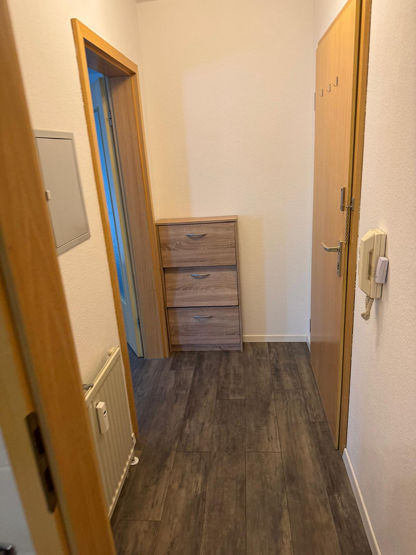 Helle 2-Zimmer-Wohnung mit Terrasse, Einbauküche & Tiefgaragenstellplatz – Eisenbahnstraße 8, 72116 Mössingen – Vorschaubild 7