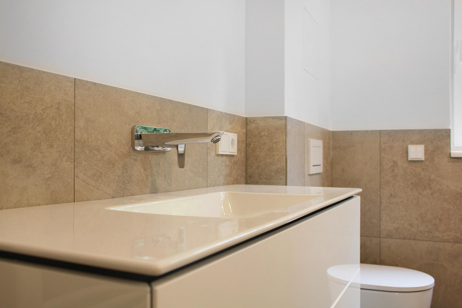 Neubau: Luxuriöse 4-Zimmer Maisonette-Wohnung mit Garten in München Solln – Hermann-Hahn-Platz 23, 81477 München(Solln) – Vorschaubild 3