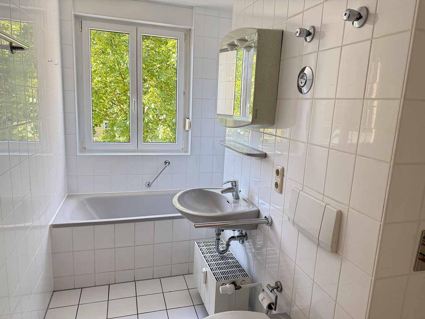 Moderne 2-Zimmer-Wohnung in Dresden-Weißig – möbliert möglich | 57 m² | Balkon | Sanierung – Zum Heiderand 26, 1328 Dresden(Weißig) – Vorschaubild 6
