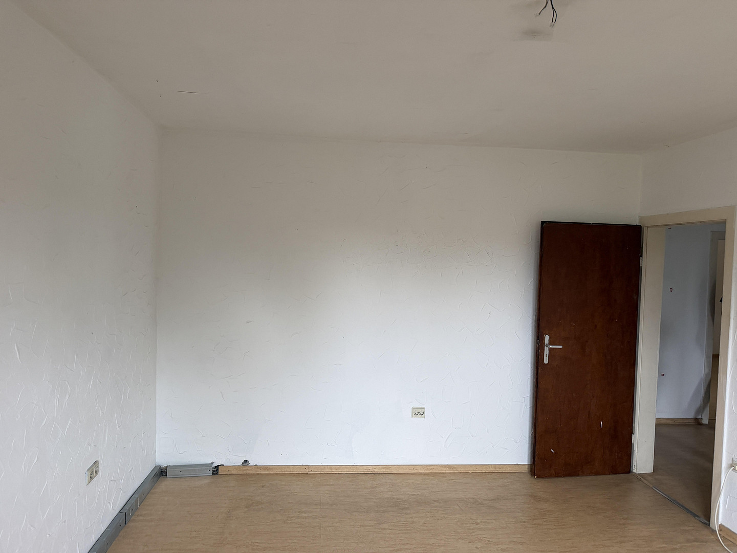 Ruhige 3,5-Zimmer-Wohnung mitten in Oberhausen – mit viel Potenzial – Eichstr. 33-35, 46047 Oberhausen(Alt-Oberhausen) – Vorschaubild 12