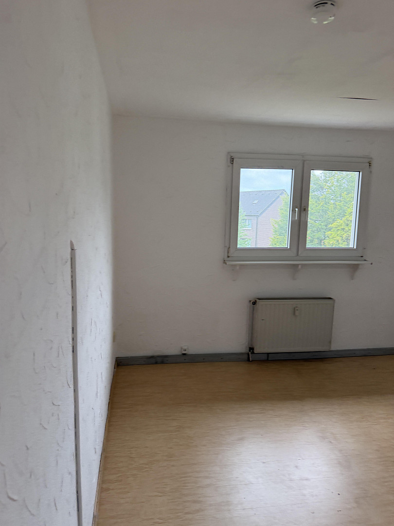 Ruhige 3,5-Zimmer-Wohnung mitten in Oberhausen – mit viel Potenzial – Eichstr. 33-35, 46047 Oberhausen(Alt-Oberhausen) – Vorschaubild 10