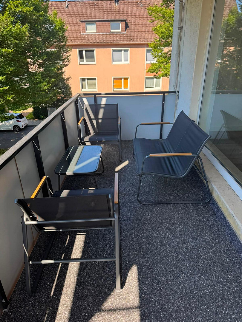 Sanierte, helle 2,5-Zimmer Wohnung mit Einbauküche, Stellplatz & großem Balkon nahe ALDI Campus – Waterfohrstraße 9, 45139 Essen(Frillendorf) – Vorschaubild 3
