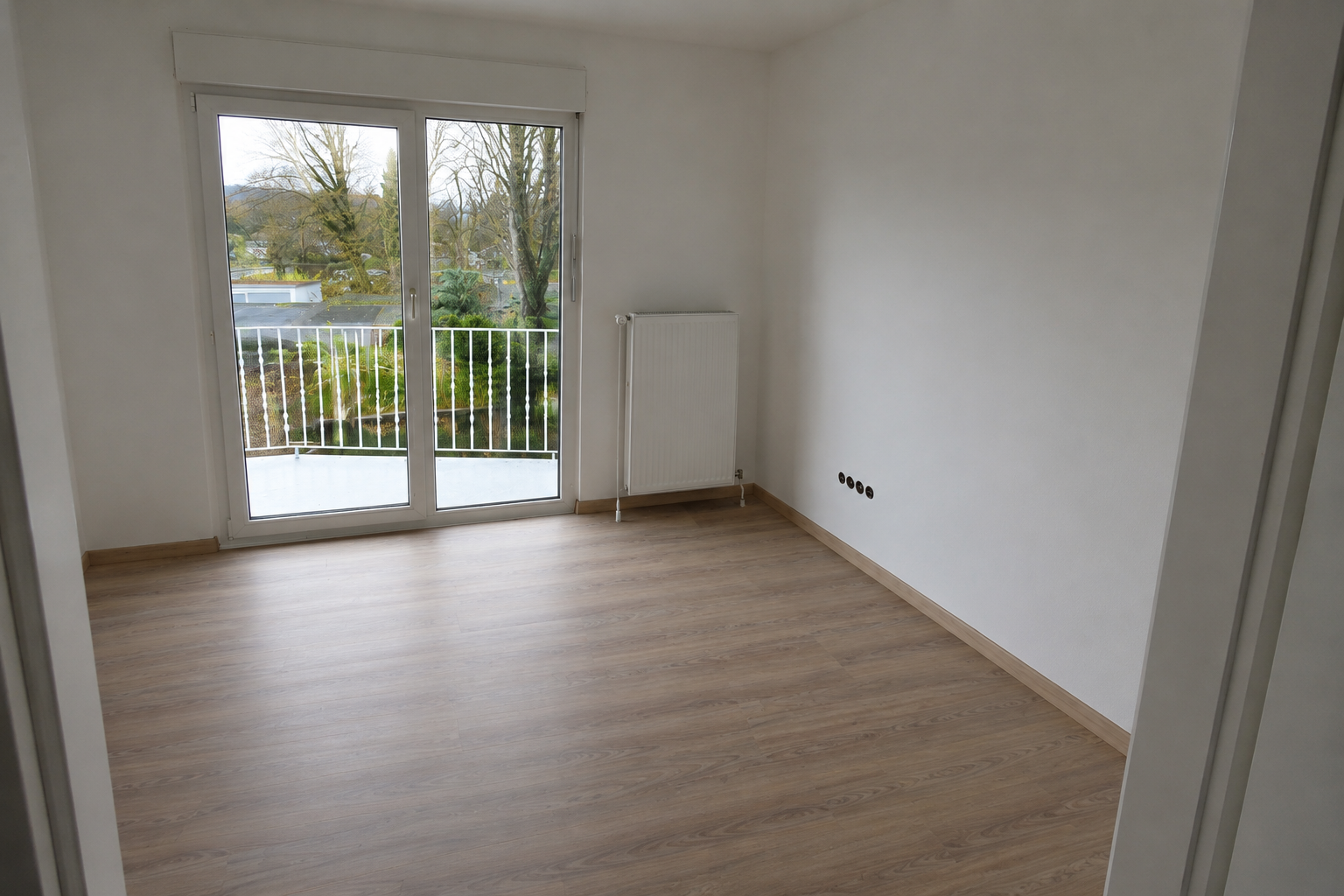 Provisionsfrei von privat: Modernisiertes Reihenhaus mit Garage in Hagen-Ems – Max-Planckstr. 6, 58093 Hagen – Vorschaubild 13