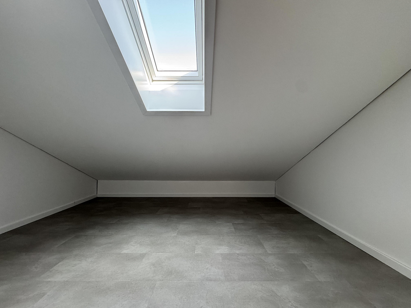 Helle, geräumige und frisch sanierte 2,5 Zimmer-Dachgeschosswohnung – Uhlandstraße 1, 92637 Weiden(Weiden in der Oberpfalz) – Vorschaubild 19