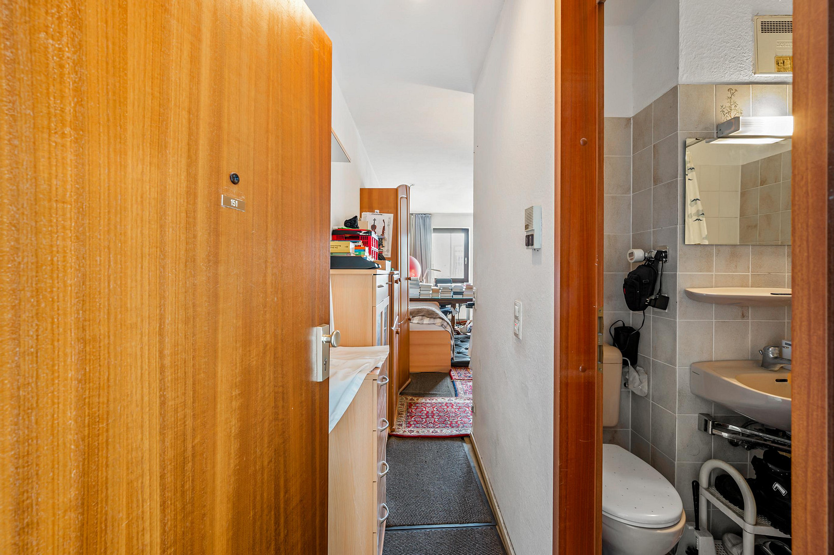 exklusive 6,2% Rendite, helle Wohg.+Balkon +Kellerraum + tellpl. ohne Makler, sichere Mieteinnahmen – 55122 Mainz – Vorschaubild 5