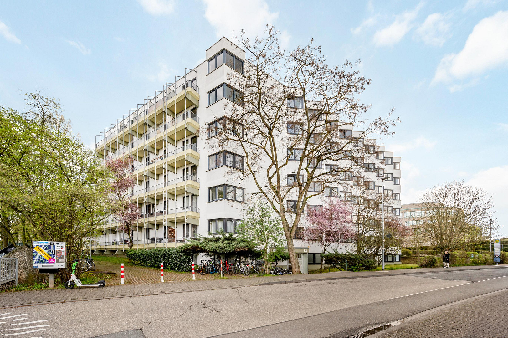 exklusive 6,2% Rendite, helle Wohg.+Balkon +Kellerraum + tellpl. ohne Makler, sichere Mieteinnahmen – 55122 Mainz – Vorschaubild 11