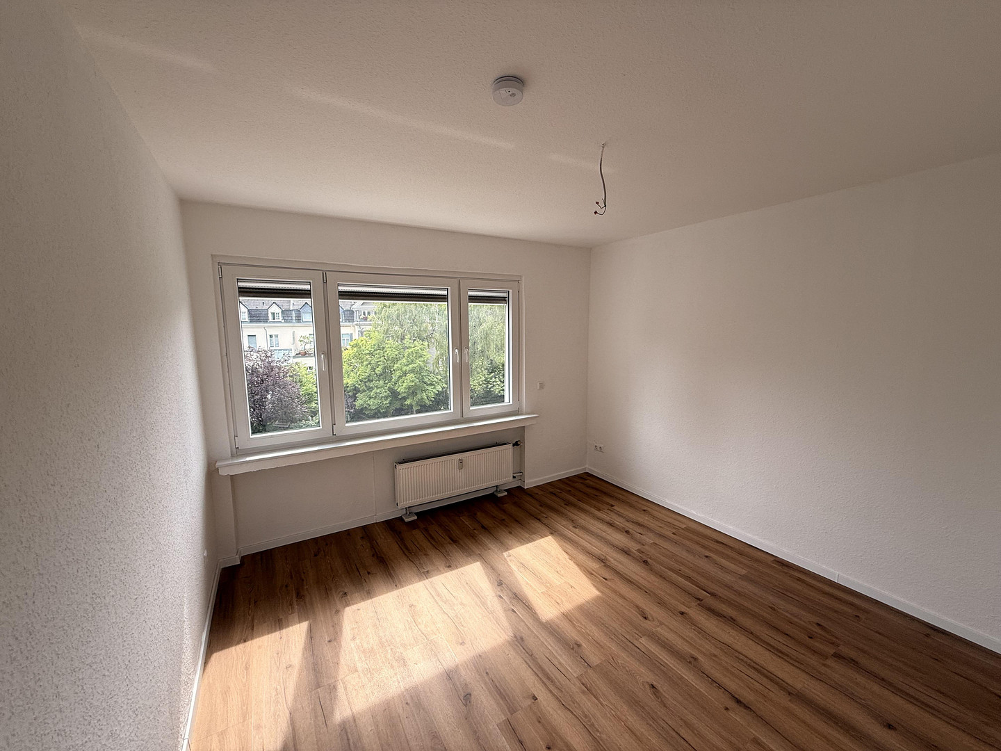 Erstbezug nach Sanierung | Helle 3-Zimmer-Wohnung mit Balkon und zusätzlichem Mansardenraum – Ruhrallee 26, 45138 Essen(Südostviertel) – Vorschaubild 6