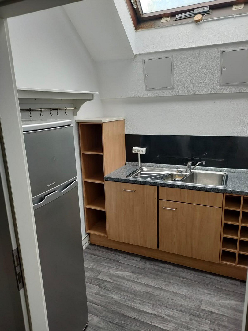 Große 5 Zimmerwohnung auf 2 Etagen in Osnabrücker Innenstadt (Wüste) ab 01.09.2026 – Martinistr.3, 49080 Osnabrück – Vorschaubild 2