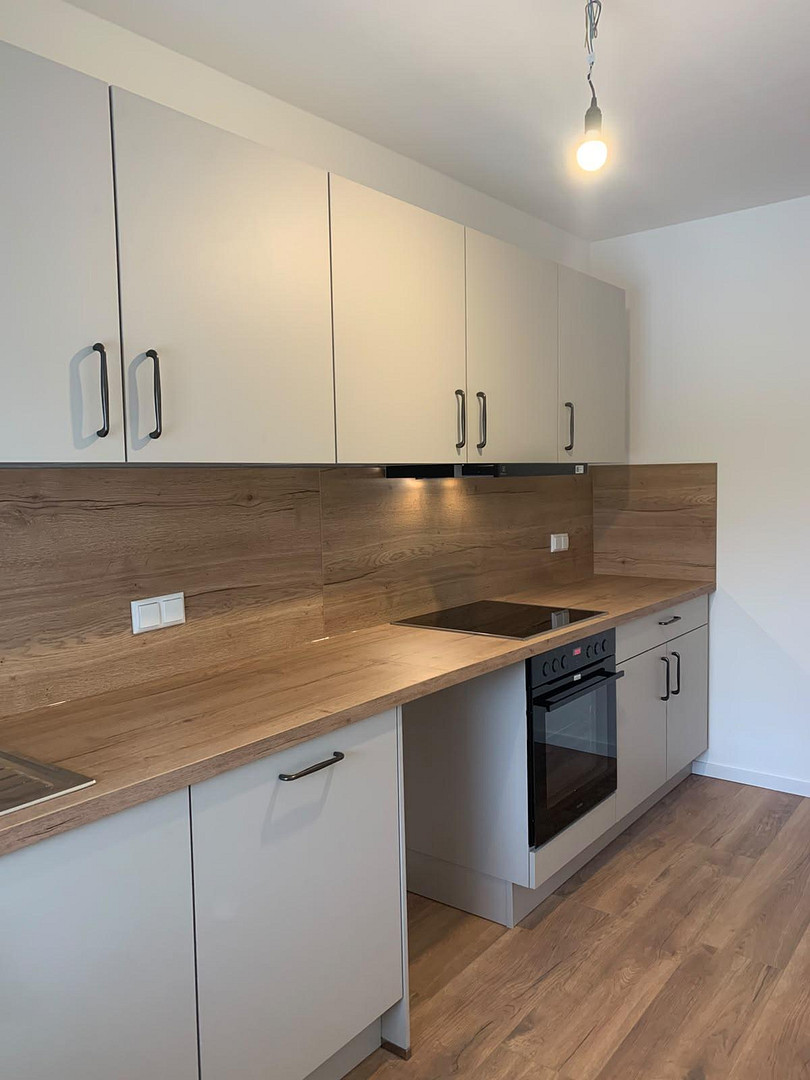 Stilvoll sanierte 3-Zimmer-Wohnung mit überdachter Terrasse
