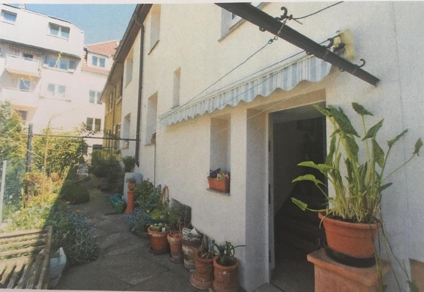 Vollvermietetes WG-Haus in Stuttgart, 10 Zimmer, 4,84 % Rendite, provisionsfrei – 70327 Stuttgart(Wangen) – Vorschaubild 3