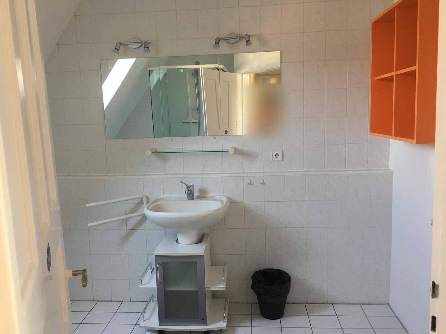 Vollvermietetes WG-Haus in Stuttgart, 10 Zimmer, 4,84 % Rendite, provisionsfrei – 70327 Stuttgart(Wangen) – Vorschaubild 10