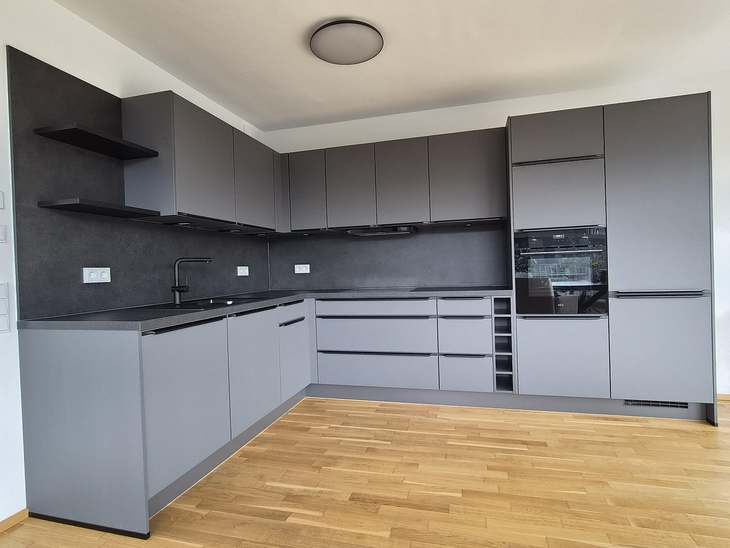 Nachmieter gesucht | Premium Living mit Elbblick | Marina Garden Dresden – 1097 Dresden(Neustadt) – Vorschaubild 2