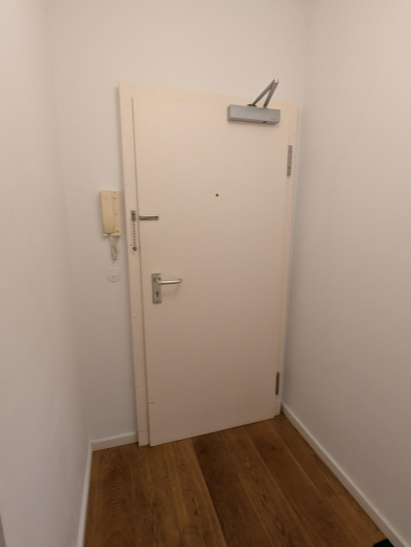 Super zentrales Studio mit Fernsehturm-Blick im 14. OG – Holzmarktstrasse 73, 10179 Berlin(Mitte) – Vorschaubild 11