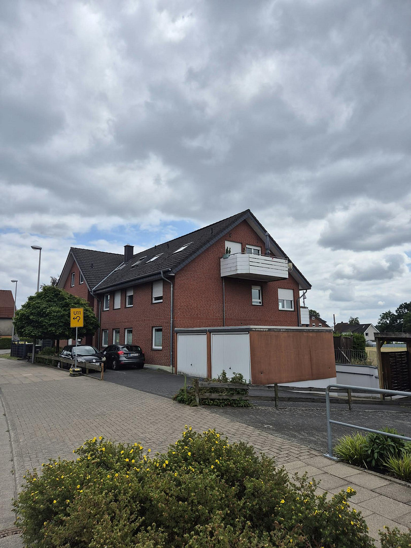 Erstbezug nach Sanierung: helle 3-Zimmer Wohnung