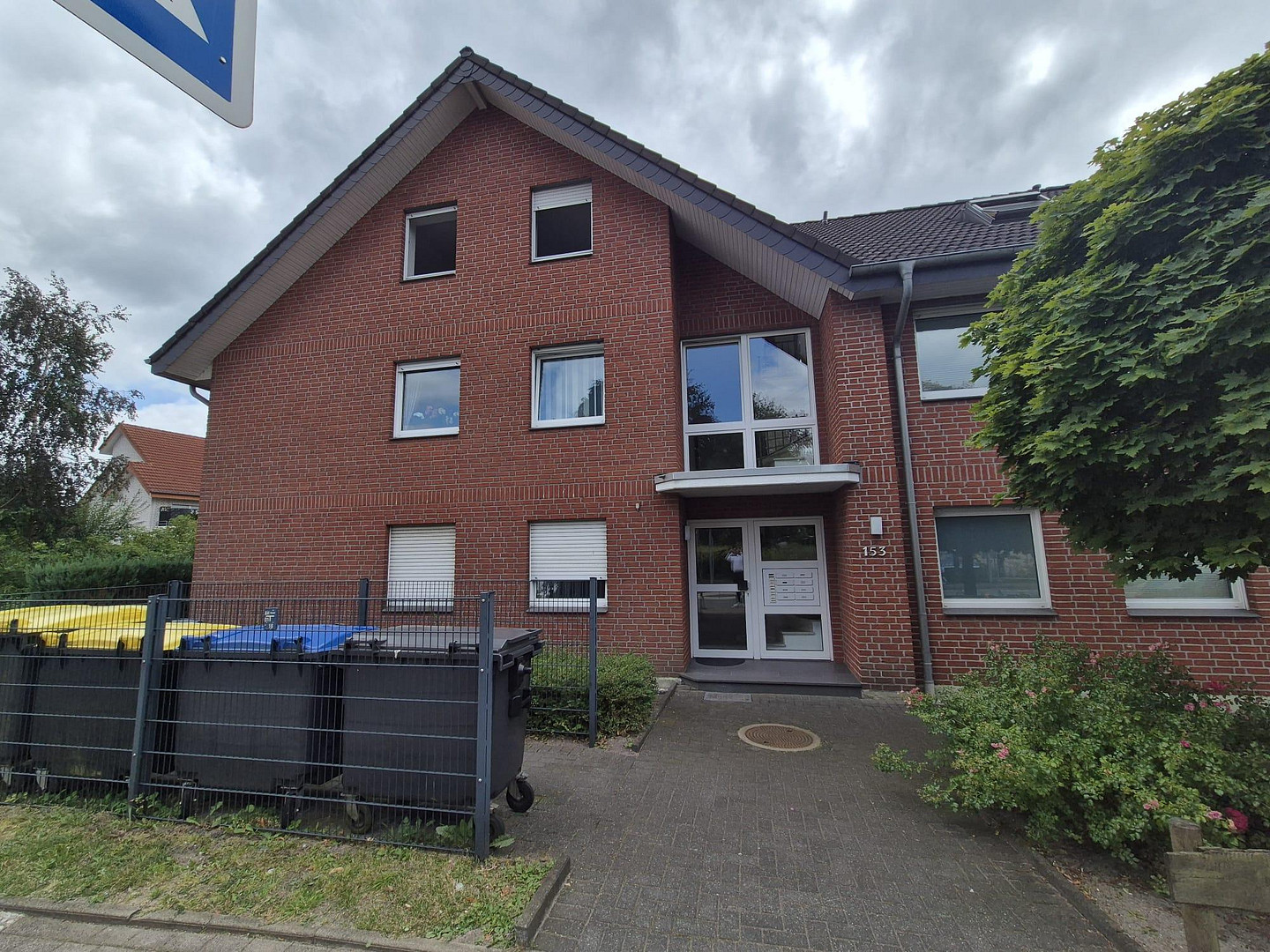 Erstbezug nach Sanierung: helle 3-Zimmer Wohnung – 33649 Bielefeld – Vorschaubild 2