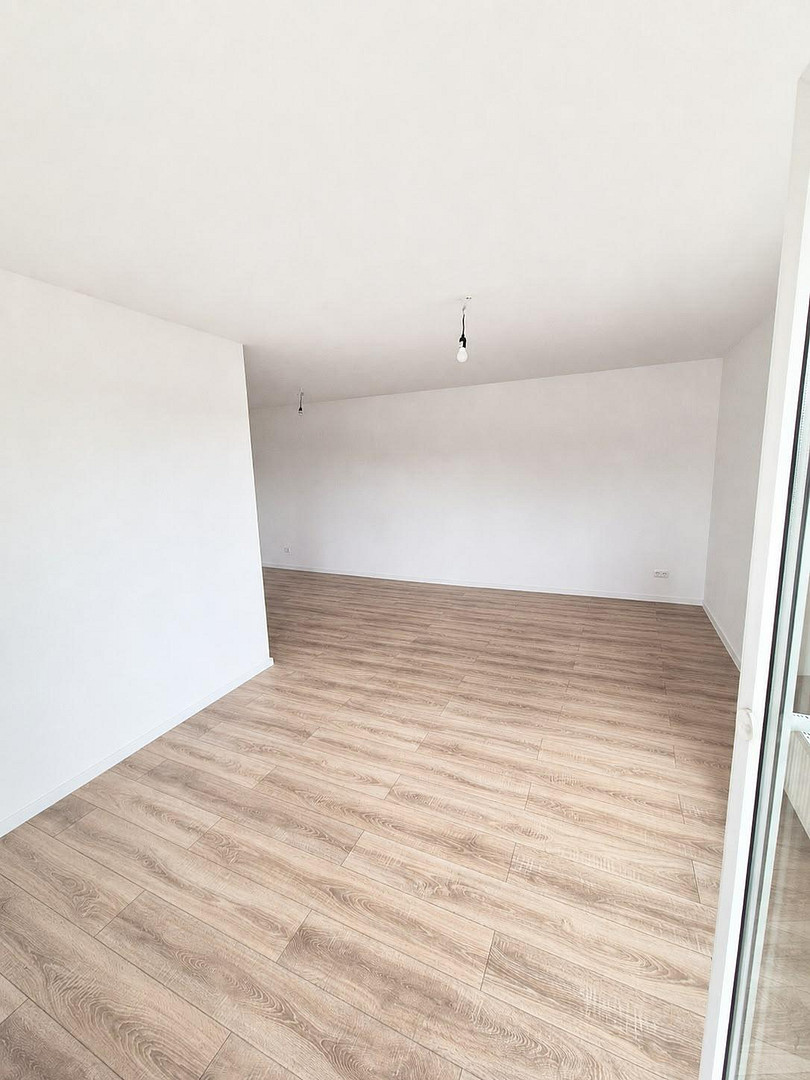 Erstbezug nach Sanierung: helle 3-Zimmer Wohnung – 33649 Bielefeld – Vorschaubild 4