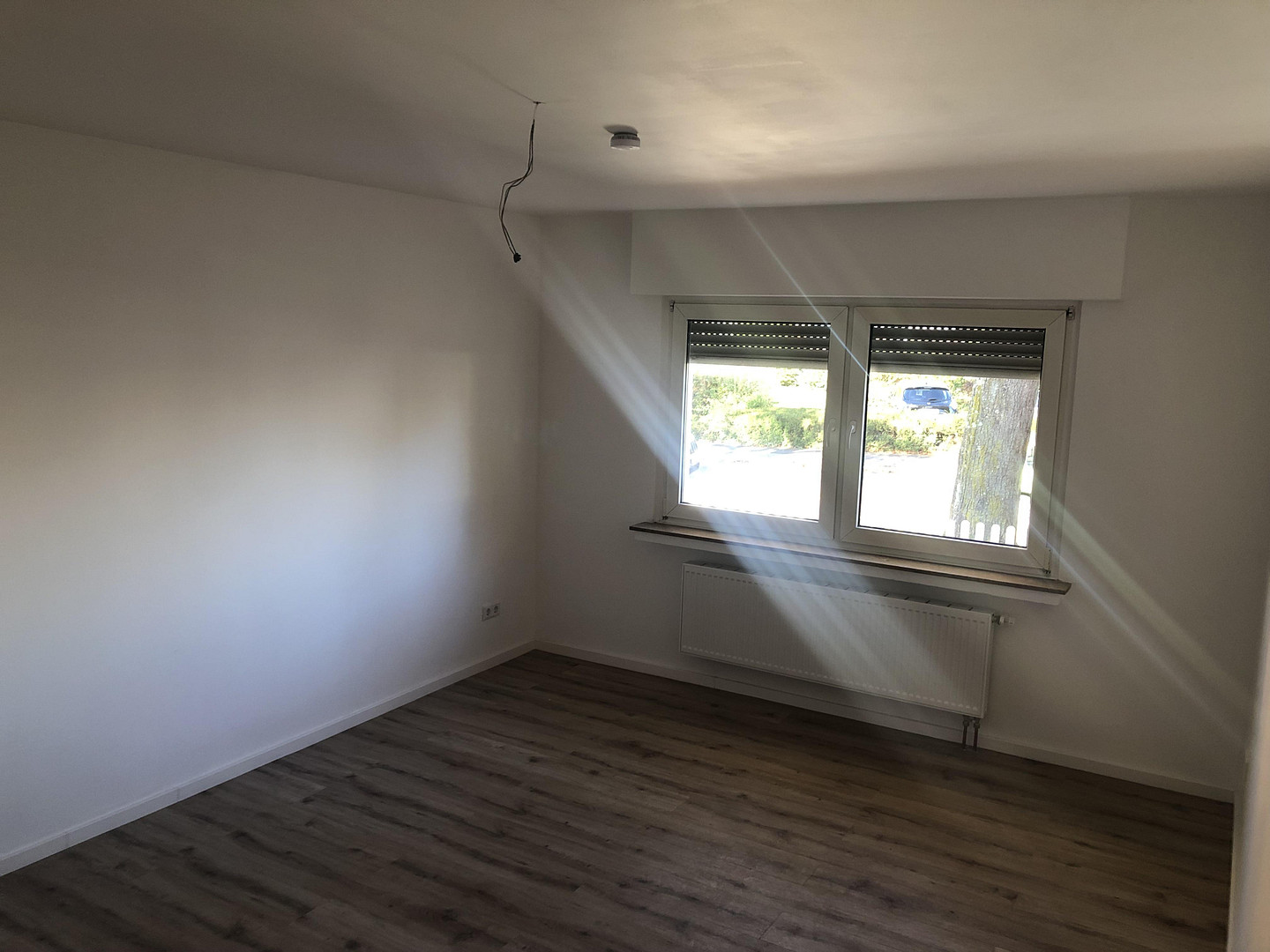 Zentral gelegene sanierte 2-Zimmer EG Wohnung Lev Schlebusch mit Terrasse – Linienstraße 5, 51375 Leverkusen(Schlebusch) – Vorschaubild 2