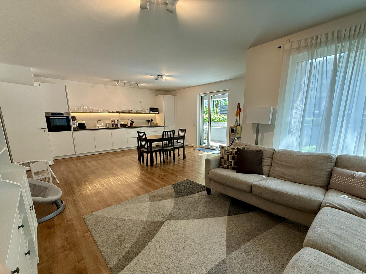 Familienwohnung in der Nähe der Alster mit eigenem Garten – Uhlenhorster Weg 31A, 22085 Hamburg(Uhlenhorst) – Vorschaubild 11