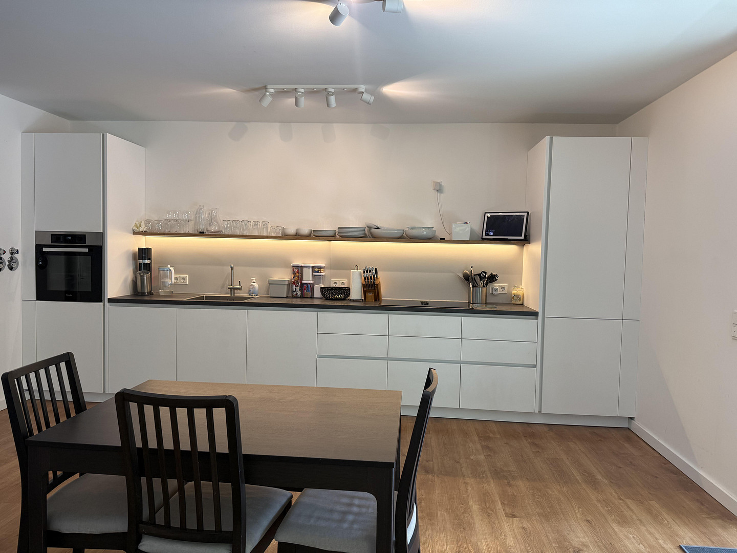Familienwohnung in der Nähe der Alster mit eigenem Garten – Uhlenhorster Weg 31A, 22085 Hamburg(Uhlenhorst) – Vorschaubild 8