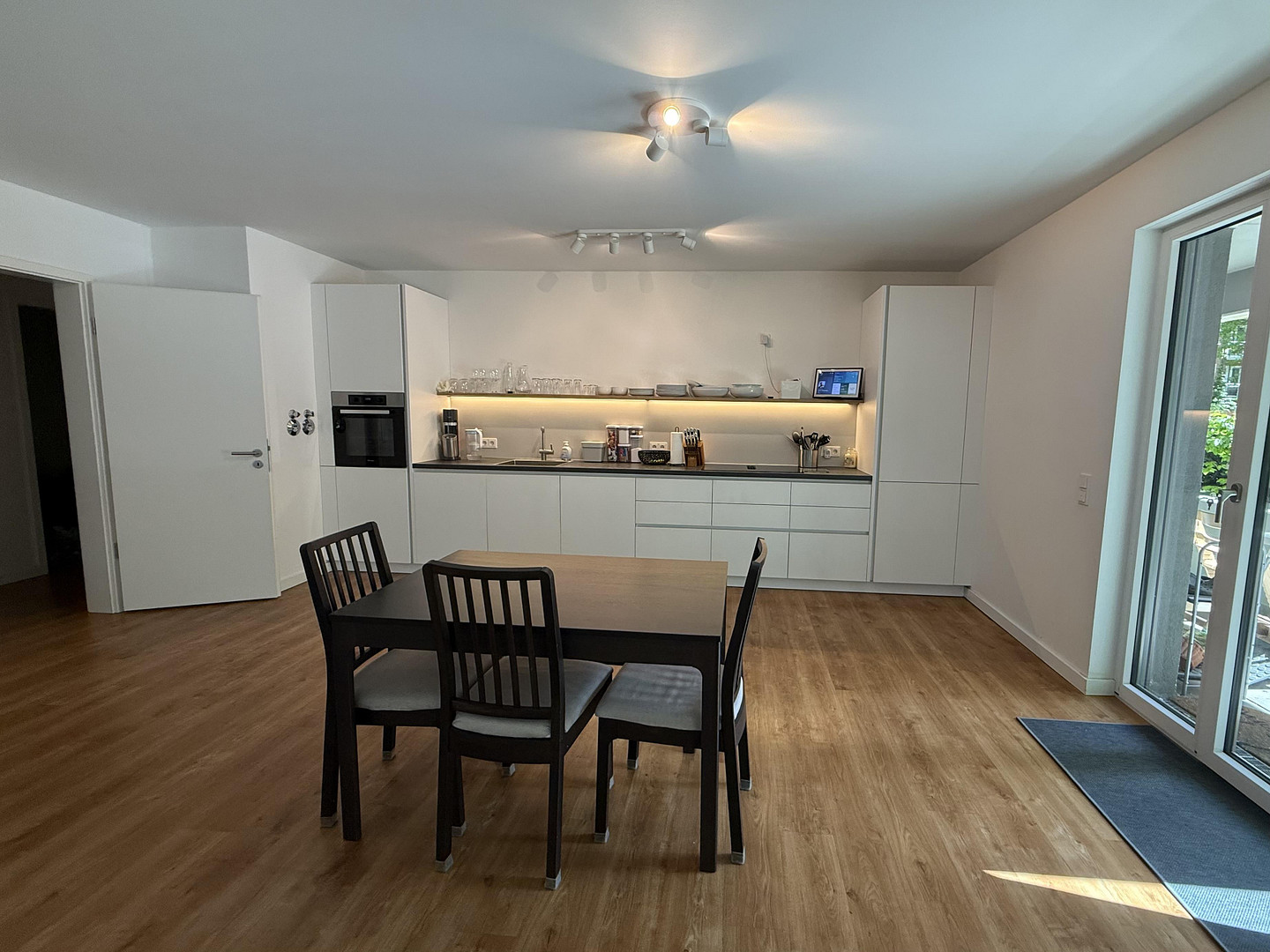 Familienwohnung in der Nähe der Alster mit eigenem Garten – Uhlenhorster Weg 31A, 22085 Hamburg(Uhlenhorst) – Vorschaubild 9