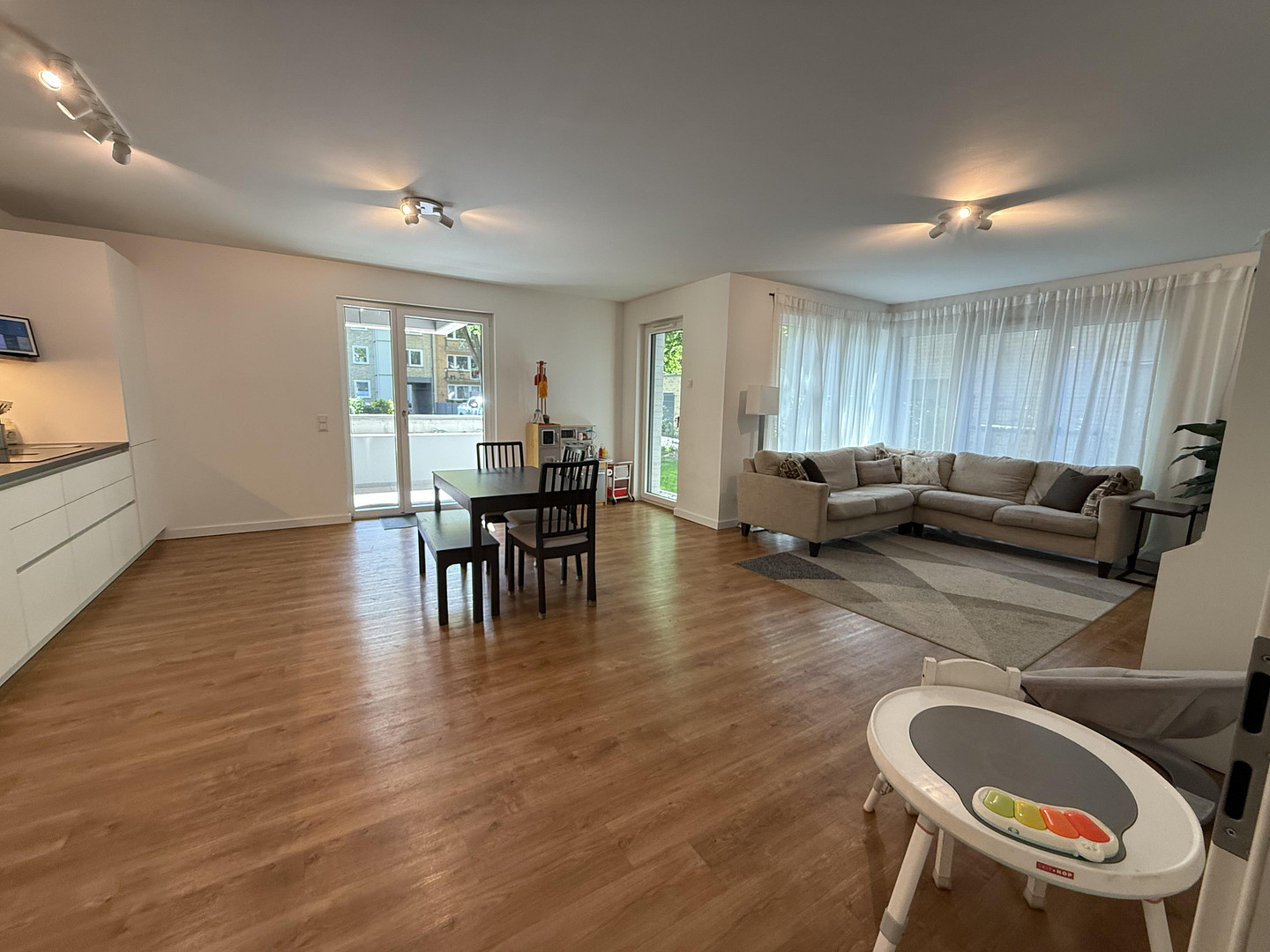 Familienwohnung in der Nähe der Alster mit eigenem Garten – Uhlenhorster Weg 31A, 22085 Hamburg(Uhlenhorst) – Vorschaubild 7