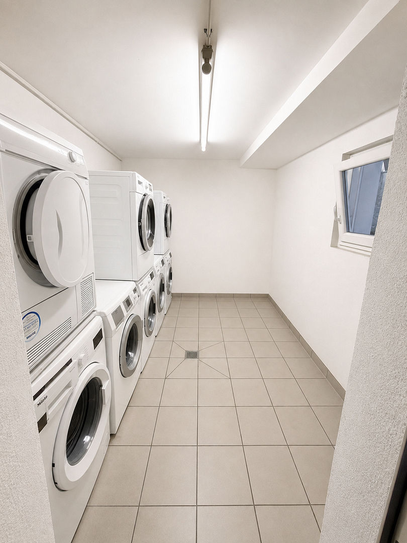 VON PRIVAT – Helle 3-Zimmer-Wohnung mit großem Südbalkon – Leoprechtingstraße 23, 81739 München(Waldperlach) – Vorschaubild 11