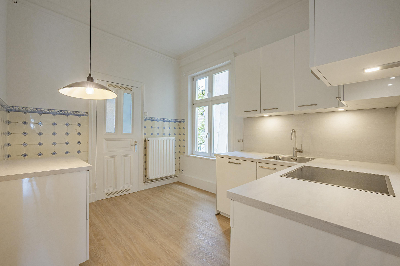 Bezugsfertiger Altbau mit Süd-West-Balkon,  Weitblick & Jugendstil-Charme – 20253 Hamburg(Hoheluft-West) – Vorschaubild 7