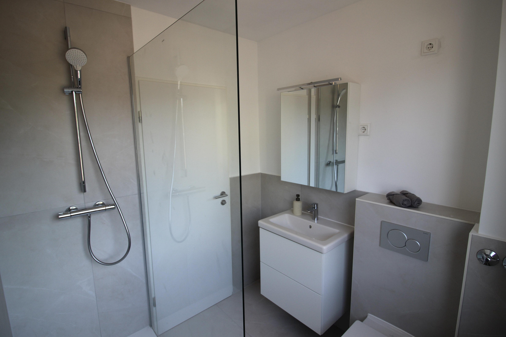 Erstbezug nach Sanierung – 2-Zimmer-Wohnung mit Südbalkon – Sportplatzstraße, 51147 Köln(Wahnheide) – Vorschaubild 5