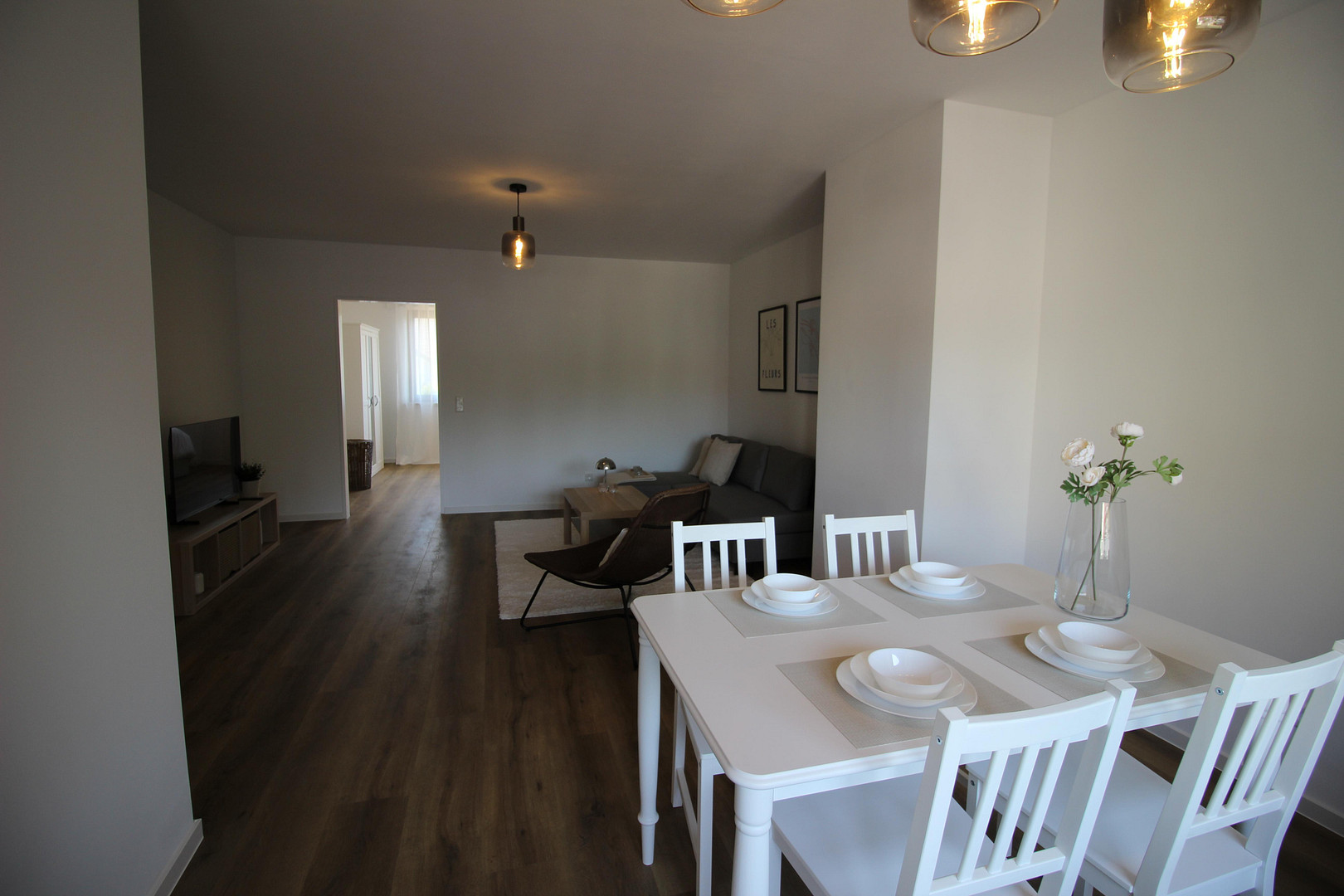 Erstbezug nach Sanierung – 2-Zimmer-Wohnung mit Südbalkon – Sportplatzstraße, 51147 Köln(Wahnheide) – Vorschaubild 2