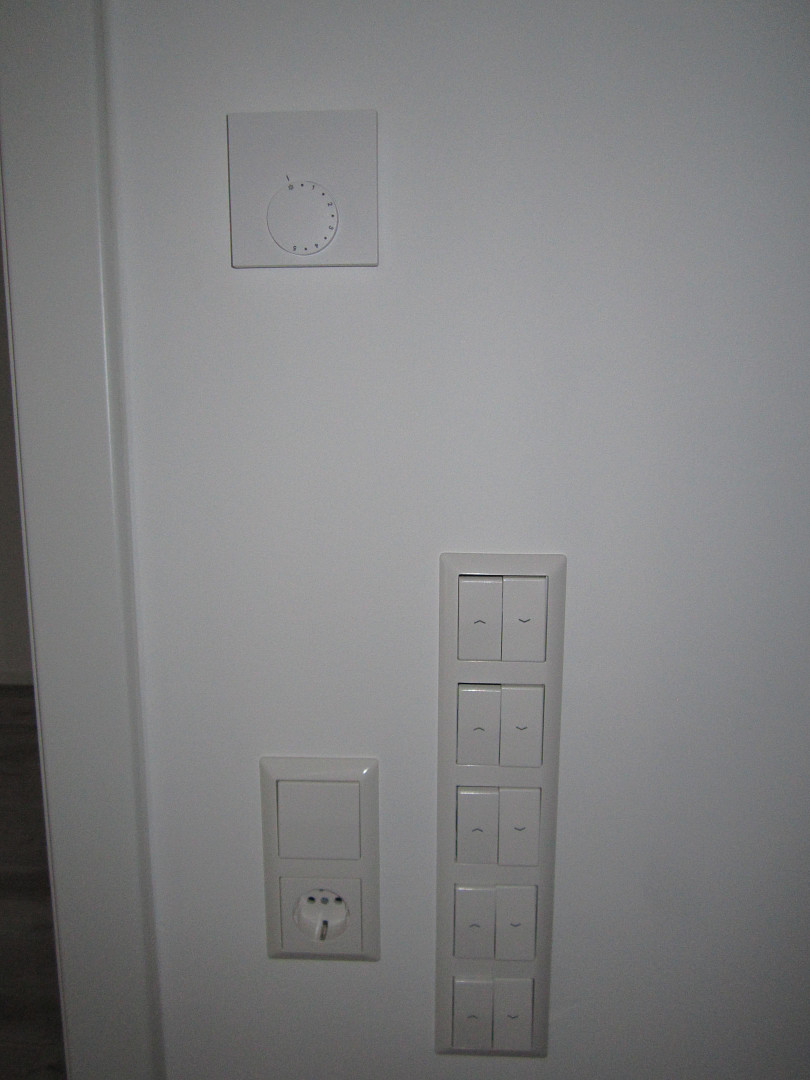 Neubau 2,5-Zimmer-Wohnung 2. OG in Herrenberg mit Küche, Garage, Wallbox, gehobene Ausstattung – 71083 Herrenberg(Mönchberg) – Vorschaubild 23