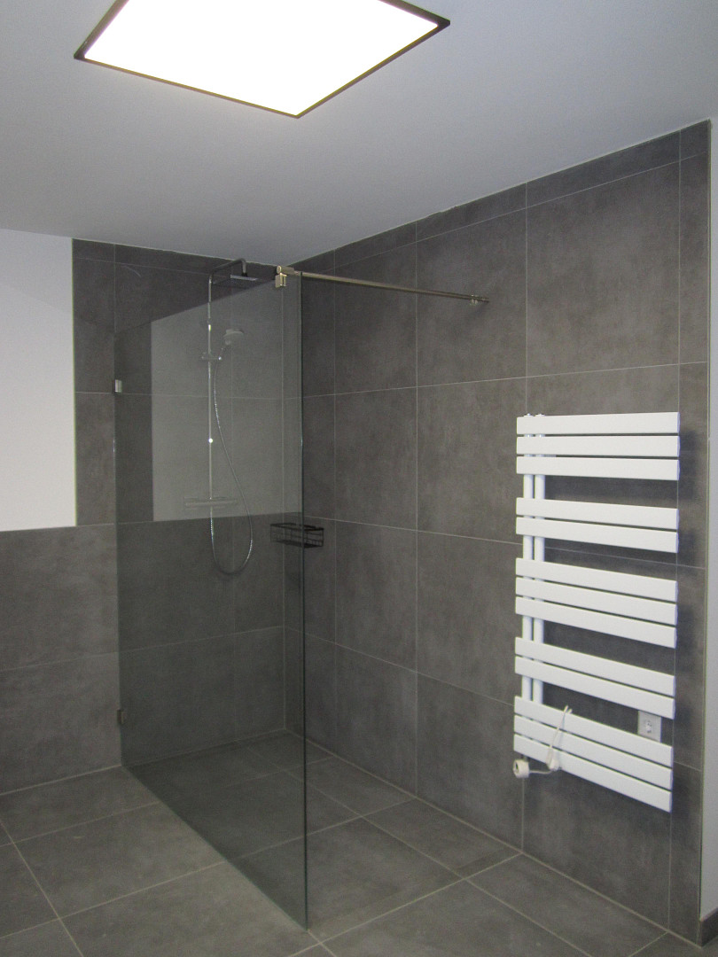 Neubau 2,5-Zimmer-Wohnung 2. OG in Herrenberg mit Küche, Garage, Wallbox, gehobene Ausstattung – 71083 Herrenberg(Mönchberg) – Vorschaubild 18