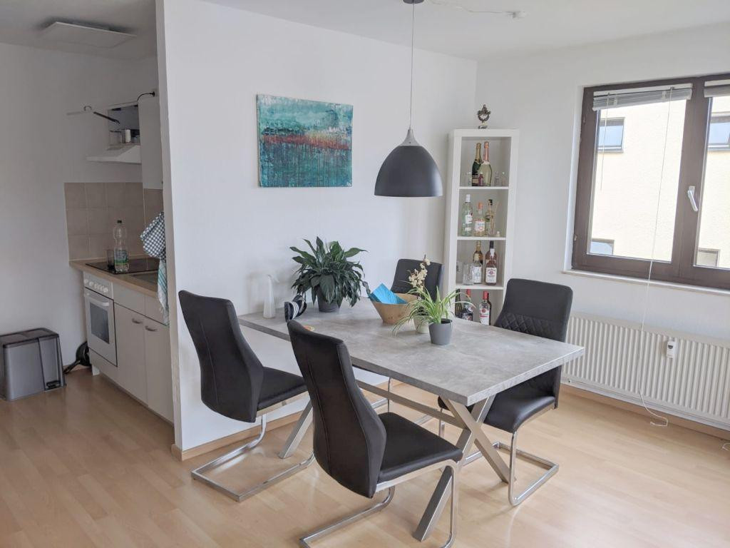 Sehr schöne, helle 2 Zi-Whg mit Balkon, EBK und TG in Heilbronn - Sontheim – 74081 Heilbronn(Sontheim) – Vorschaubild 5