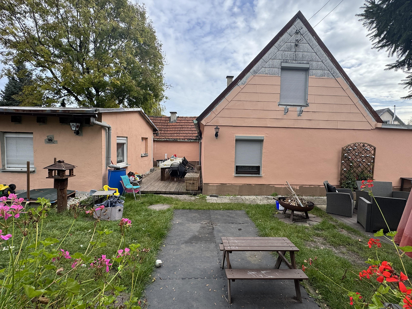 Teilrenoviertes Haus zu verkaufen, renovierungsbedürftig – 80997 München Moosach(Moosach) – Vorschaubild 3