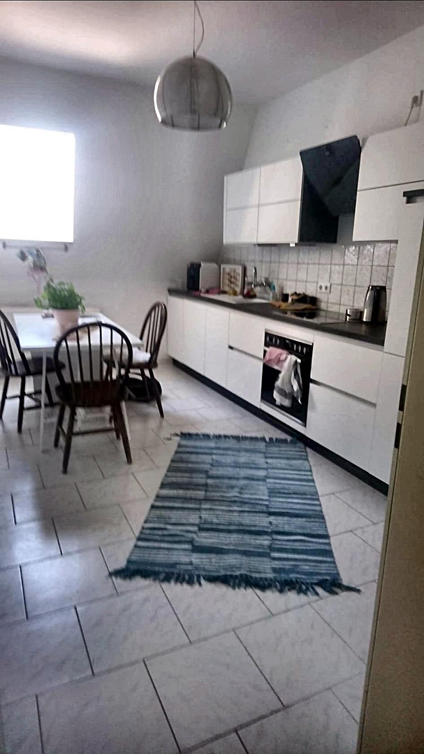 Gemütliche 2-Zimmer-DG_Wohnung inkl. EBK – zentral im beliebten Paulusviertel – Kemnastr. 17, 45657 Recklinghausen – Vorschaubild 7