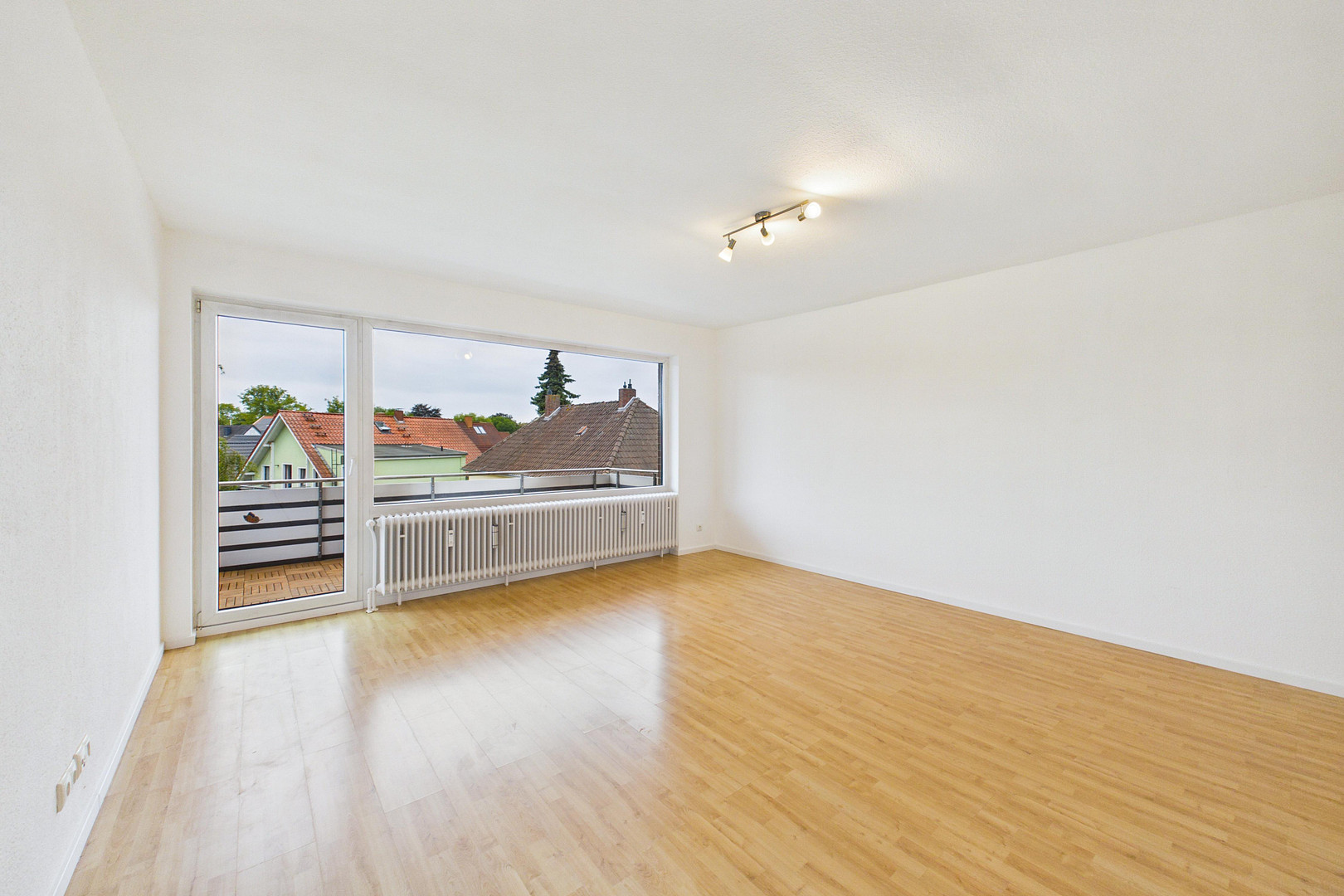 *** Schmuckstück in Osternburg *** Es lohnt sich! *** – 26135 Oldenburg(Osternburg) – Vorschaubild 2