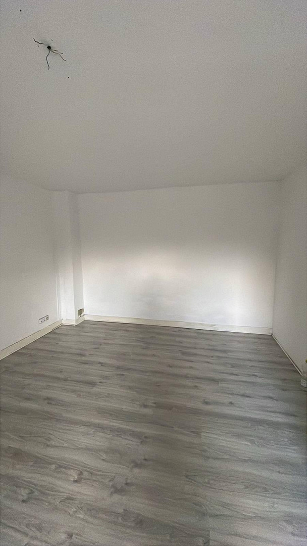 Jobcenter – جوب سنتر – Джобцентер – deine neue Wohnung ist fertig! – 41539 Dortmund(Mengede) – Vorschaubild 3