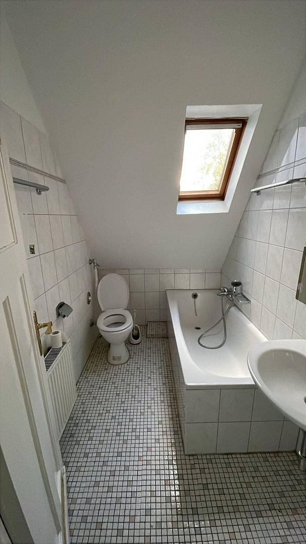 Jobcenter – جوب سنتر – Джобцентер – deine neue Wohnung ist fertig! – 41539 Dortmund(Mengede) – Vorschaubild 6