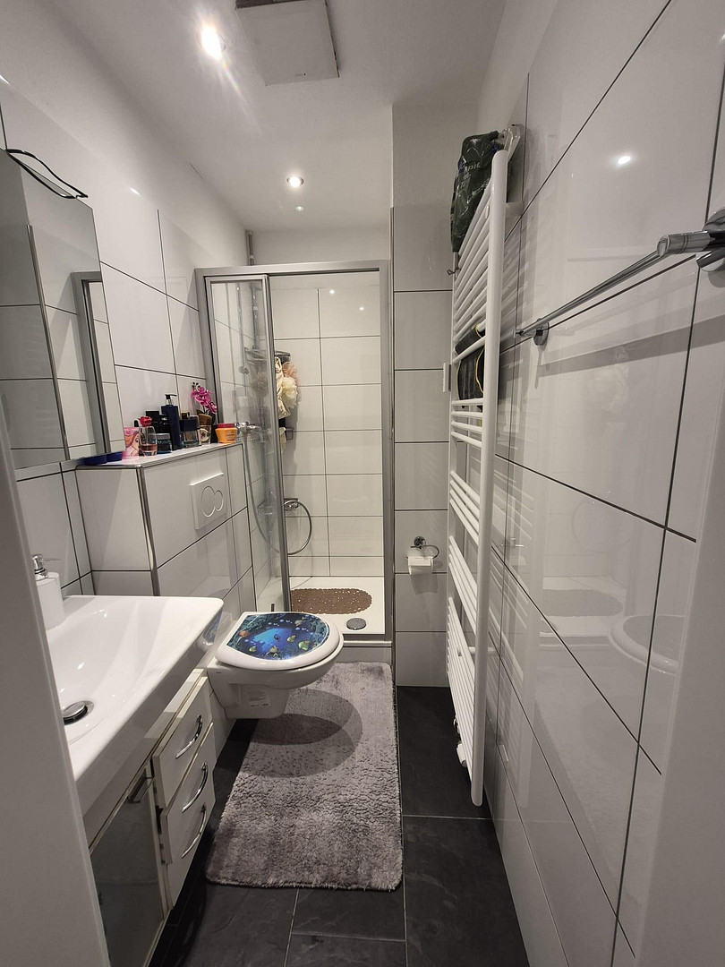 4,5 Zimmer Maisonette Wohnung 2. OG, neues Bad, ruhige Lage – Neumeyerstr. 5, 42853 Remscheid – Vorschaubild 3