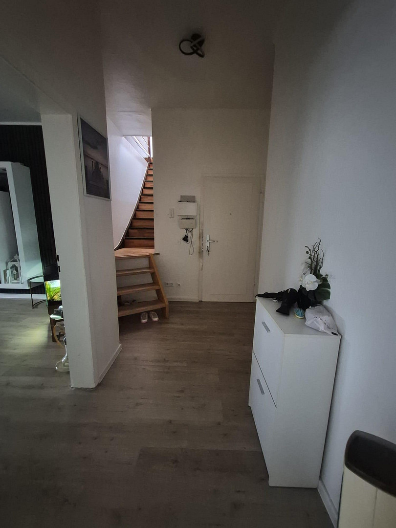 4,5 Zimmer Maisonette Wohnung 2. OG, neues Bad, ruhige Lage – Neumeyerstr. 5, 42853 Remscheid – Vorschaubild 8