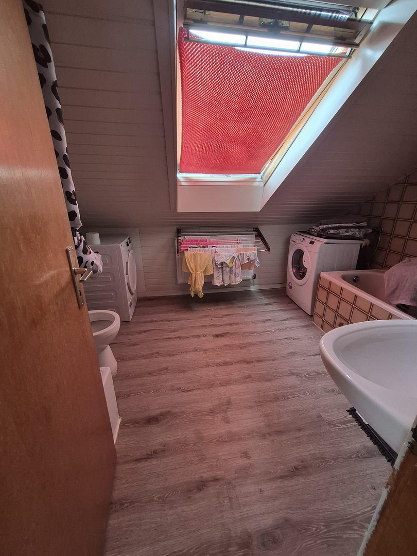 4,5 Zimmer Maisonette Wohnung 2. OG, neues Bad, ruhige Lage – Neumeyerstr. 5, 42853 Remscheid – Vorschaubild 11